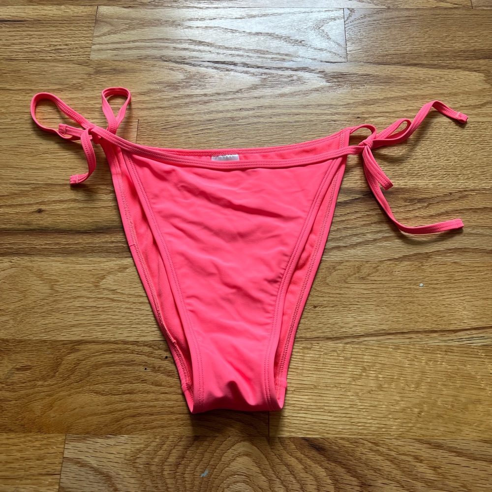 Women’s Pink Bikini Bottoms